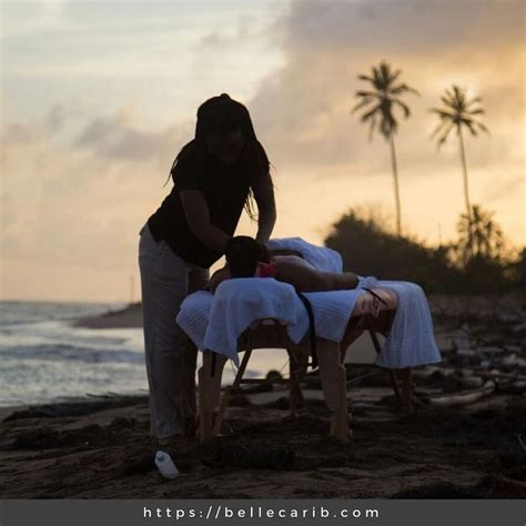 Erotic massage Santa Lucia