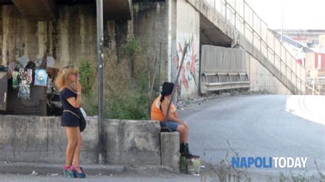 Prostitute Melito di Napoli
