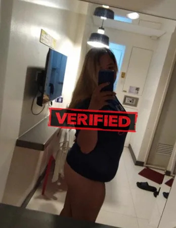 Britney anal Finde eine Prostituierte Mersch