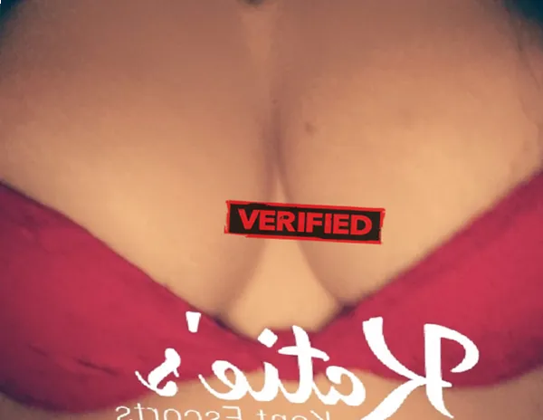 Alana wank Prostitute Mubarak al Kabir